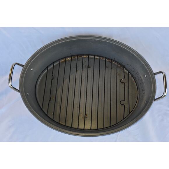 Tools of the Trade Dome Roaster 17" x 14" x 13" - Picture 2 of 16